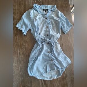 Lulus chambray belted dress